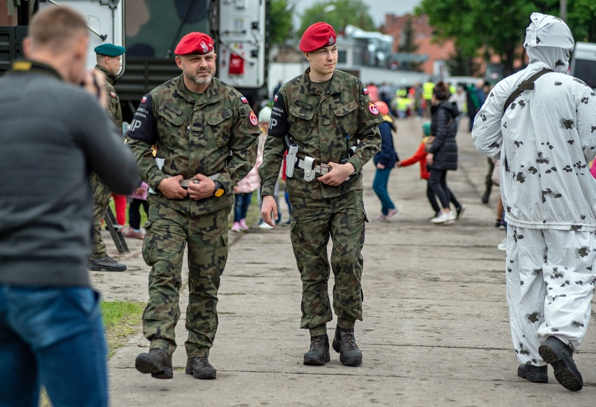 Elbląg Festyn w mundurach