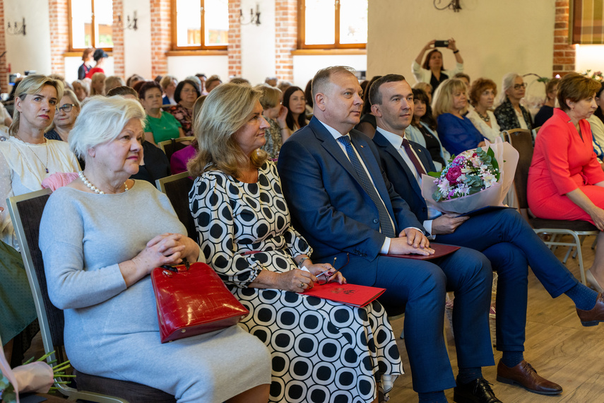 To się ogląda „To, co robimy jest piękne“.  Święto pielęgniarek i położnych