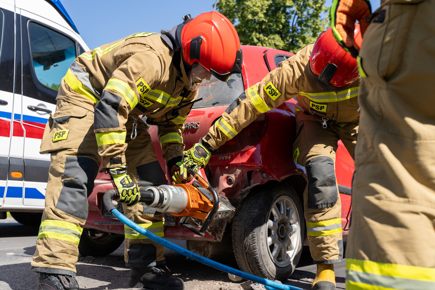 Problematyczna kolizja na Grunwaldzkiej zdjęcie nr 307775