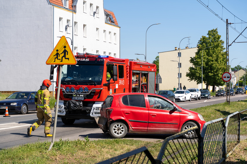 Problematyczna kolizja na Grunwaldzkiej zdjęcie nr 307777