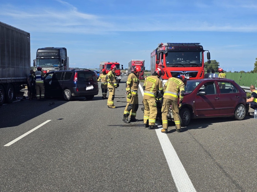  Zderzenie pojazdów na S7. Uwaga na korek zdjęcie nr 314579