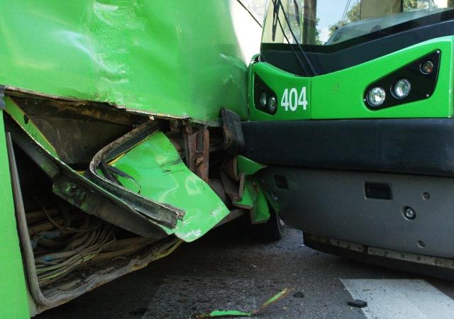 Autobus vs. tramwaj zdjęcie nr 25604