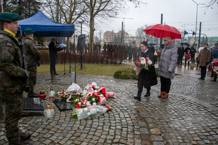"Ich życie było świadectwem niezłomności" zdjęcie nr 326409
