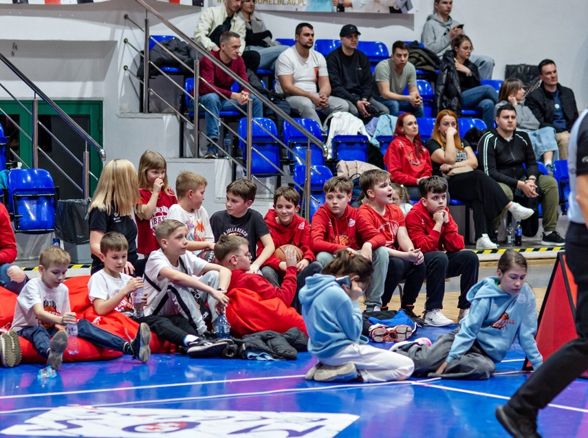 Elbasket traci play off zdjęcie nr 327454