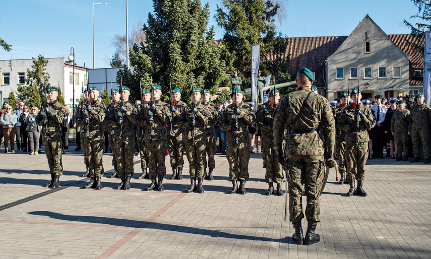 „W regionie potrzeba jeszcze 5 tysięcy żołnierzy” zdjęcie nr 328079