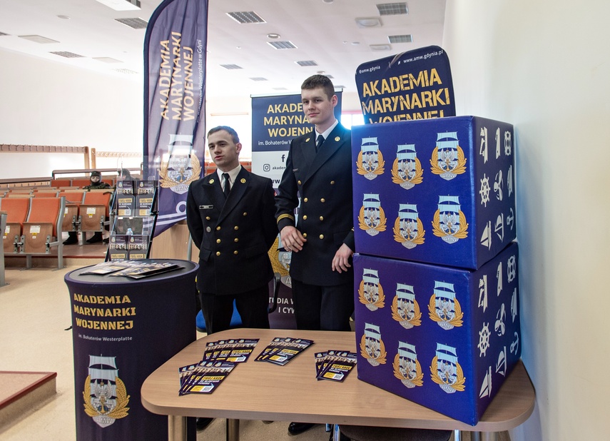 „W regionie potrzeba jeszcze 5 tysięcy żołnierzy” zdjęcie nr 328095