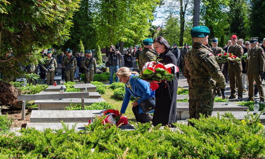 Upamiętnili rocznicę zakończenia wojny zdjęcie nr 329352