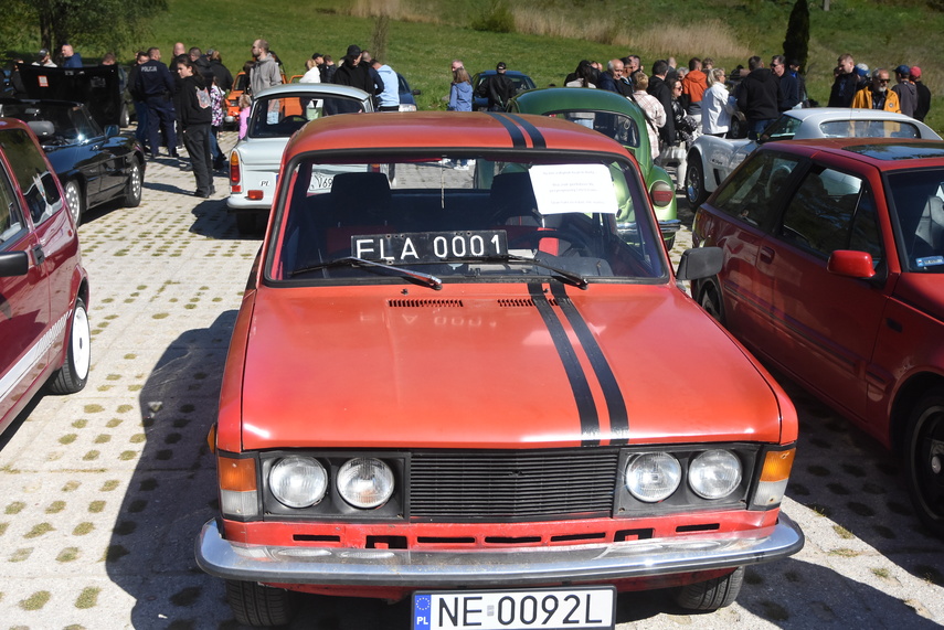 Klasyka motoryzacji zdjęcie nr 329677