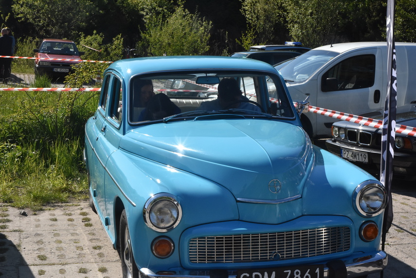 Klasyka motoryzacji zdjęcie nr 329700