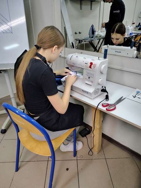Sprawdź ofertę Branżowej Szkoły I stopnia w CKZiU dla ósmoklasistów! zdjęcie nr 329788