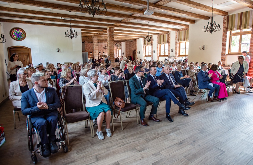 Radosne święto w cieniu smutnych wydarzeń zdjęcie nr 329828