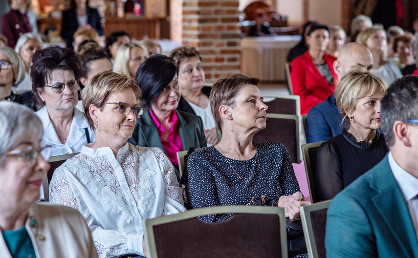 Radosne święto w cieniu smutnych wydarzeń zdjęcie nr 329831