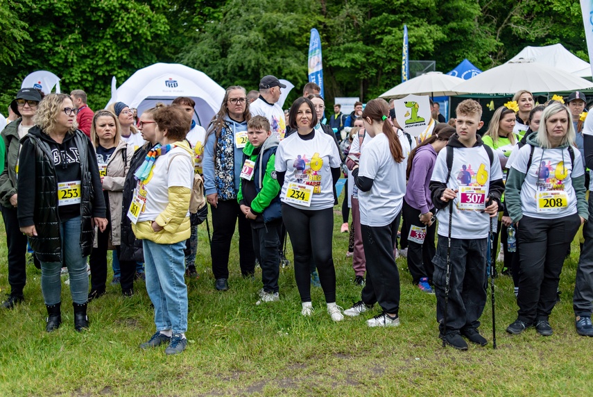 Chcą dzielić się dobrem, czyli VI Bieg i Marsz Nadziei zdjęcie nr 329936