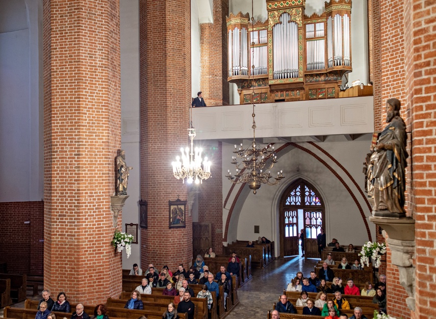 Improwizacje organowe Michała Markuszewskiego zdjęcie nr 330014