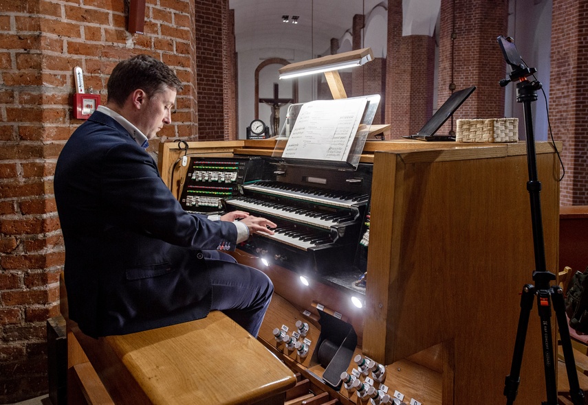 Improwizacje organowe Michała Markuszewskiego zdjęcie nr 330018