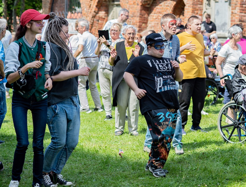 Elbląg nadał TON na pikniku zdjęcie nr 330107