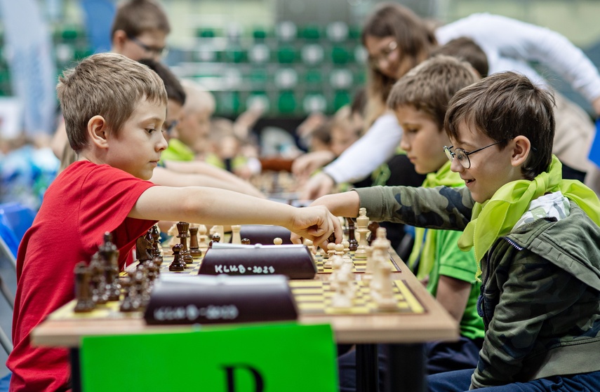 Zabawa i edukacja przez szachy zdjęcie nr 330248
