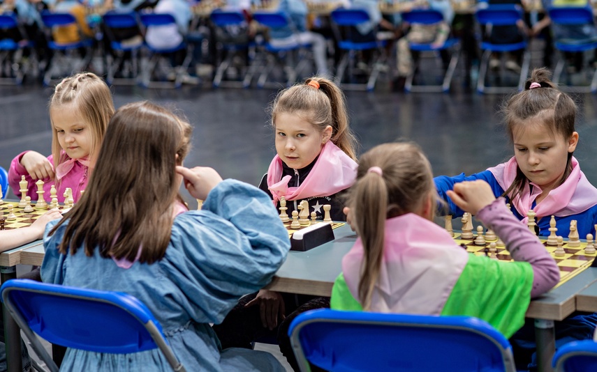 Zabawa i edukacja przez szachy zdjęcie nr 330205