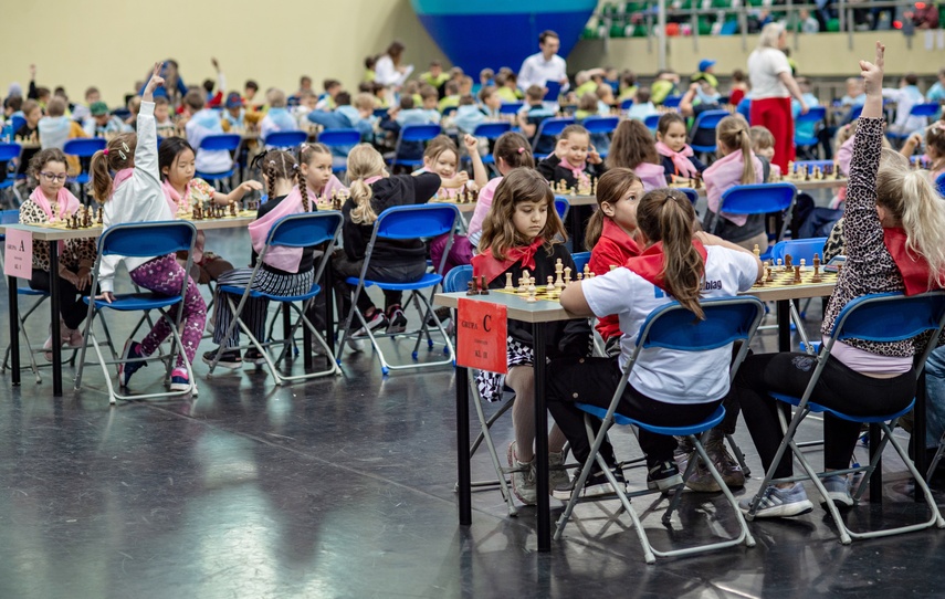 Zabawa i edukacja przez szachy zdjęcie nr 330222