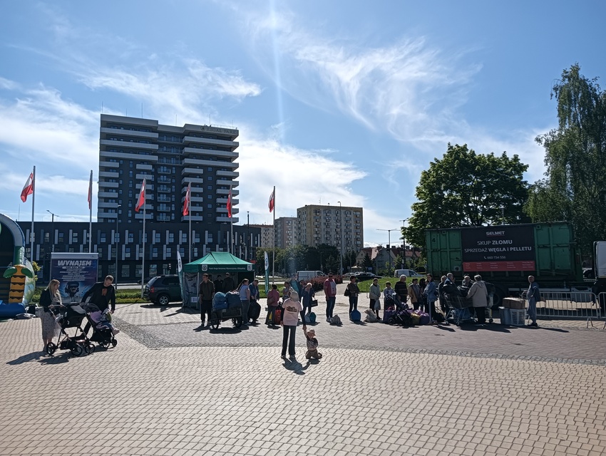 Przynieśli odpady, wyszli z kwiatami zdjęcie nr 330258