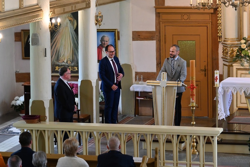 Organy zabrzmiały w Jegłowniku zdjęcie nr 330386
