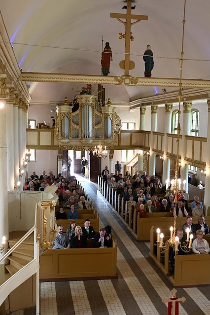 Organy zabrzmiały w Jegłowniku zdjęcie nr 330381