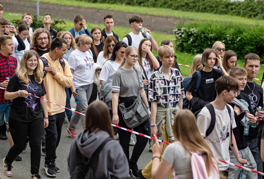 Studenci z kluczami do miasta zdjęcie nr 331089