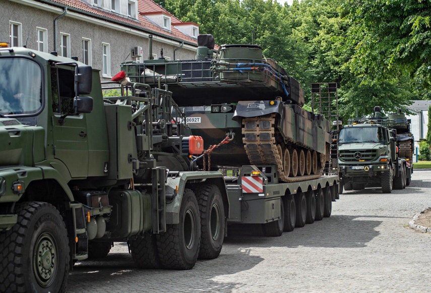 Pododdział z Westerplatte na święcie 16 pułku zdjęcie nr 332125