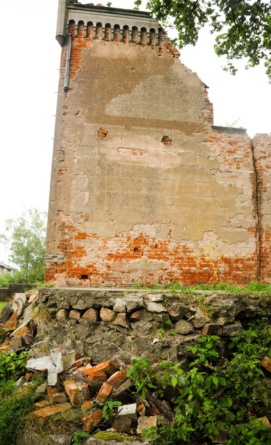 Ruiny pałacu Victora i Margarethe Fehlaue (Letnie przystAnki odc. 1) zdjęcie nr 332389