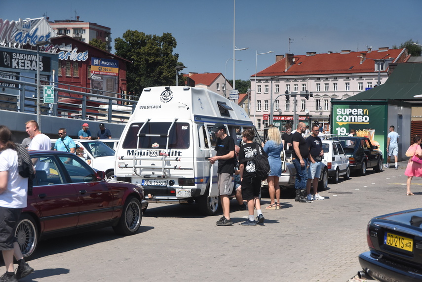 Hamburger w dłoń i w drogę zdjęcie nr 333976