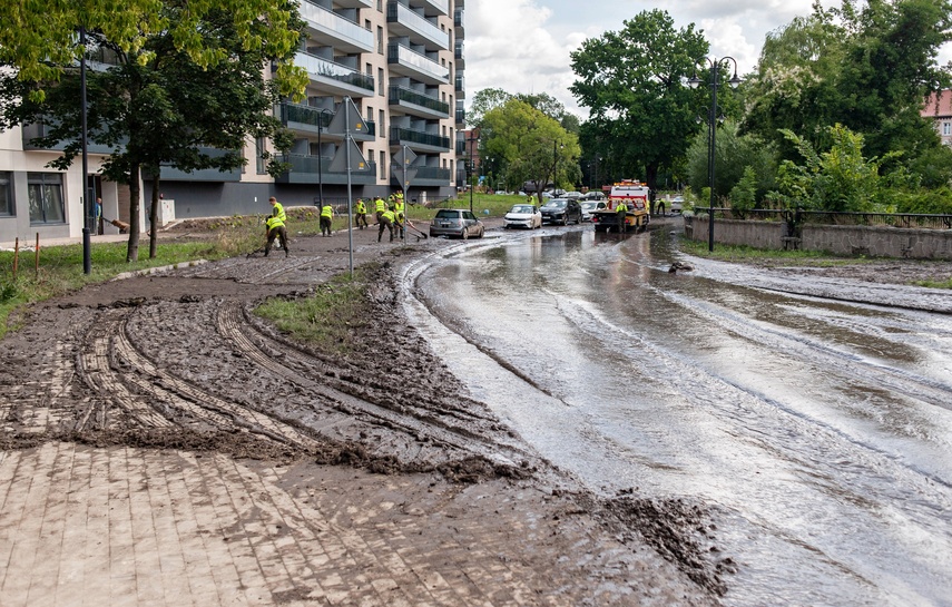 Przy Kumieli dzień po powodzi zdjęcie nr 334766