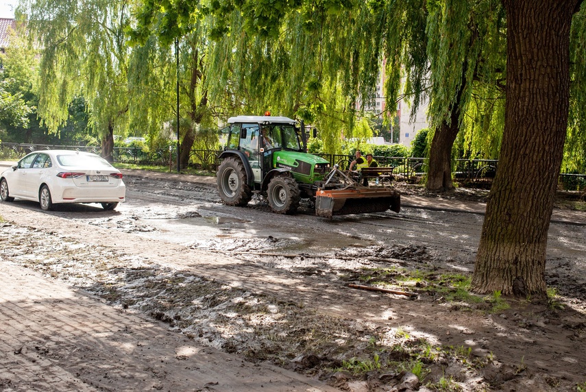 Przy Kumieli dzień po powodzi zdjęcie nr 334760