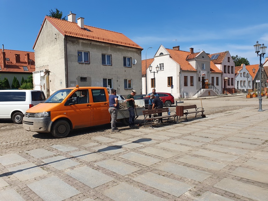 Wielkie sprzątanie w Tolkmicku zdjęcie nr 334793