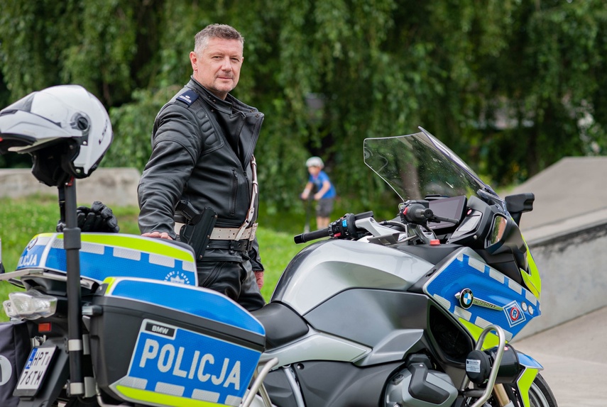 Hulajnogą tylko w kasku i w pojedynkę zdjęcie nr 334919