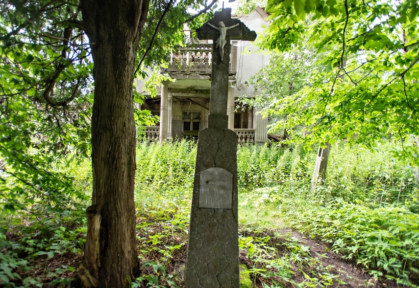 Tajemniczy dwór w Gaudynach  (Letnie przystAnki  odc. 8)  zdjęcie nr 335357