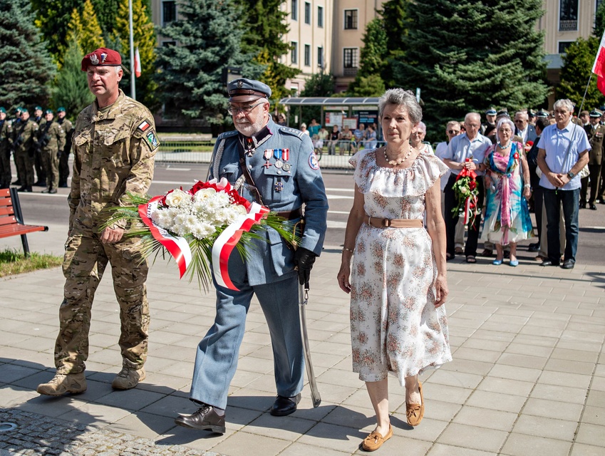 Tak elblążanie obchodzili Święto Wojska Polskiego zdjęcie nr 335486