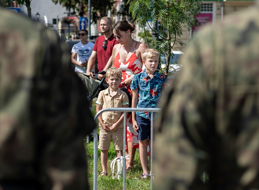 Tak elblążanie obchodzili Święto Wojska Polskiego zdjęcie nr 335473