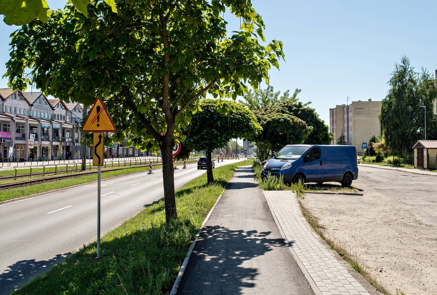 Ścieżki w budowie, rowerzyści już korzystają zdjęcie nr 335532