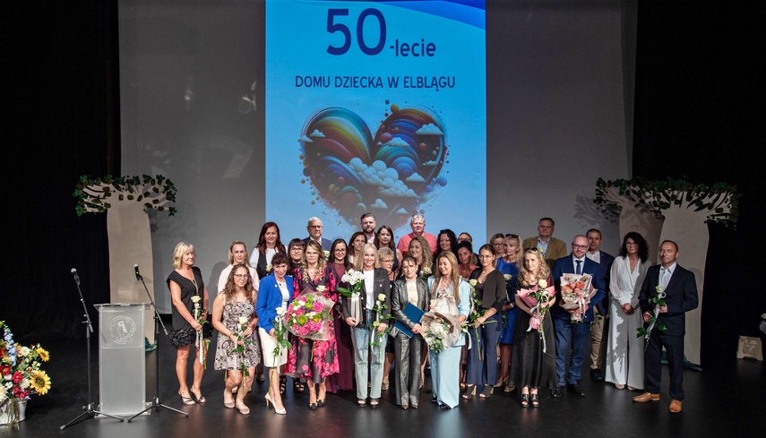 Dom, taki, trochę większy... zdjęcie nr 336353