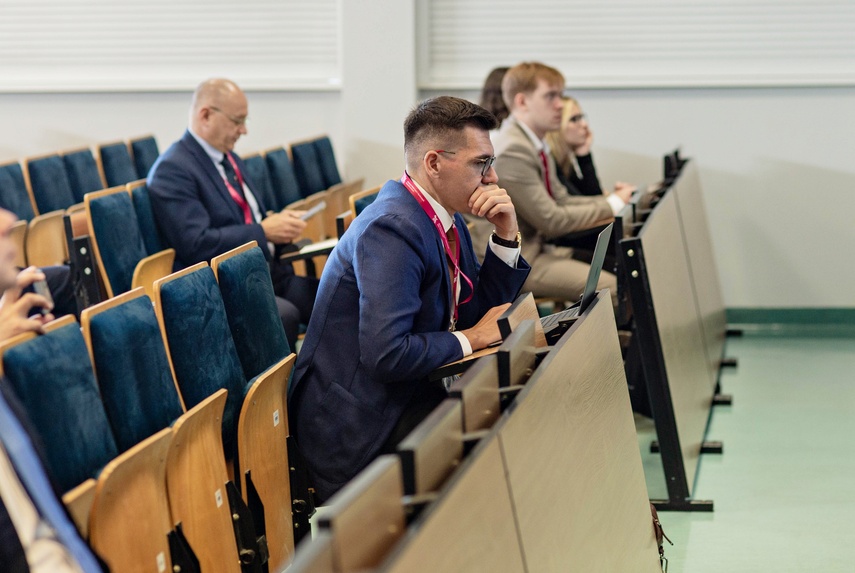 Jak technologia rewolucjonizuje medycynę zdjęcie nr 336734