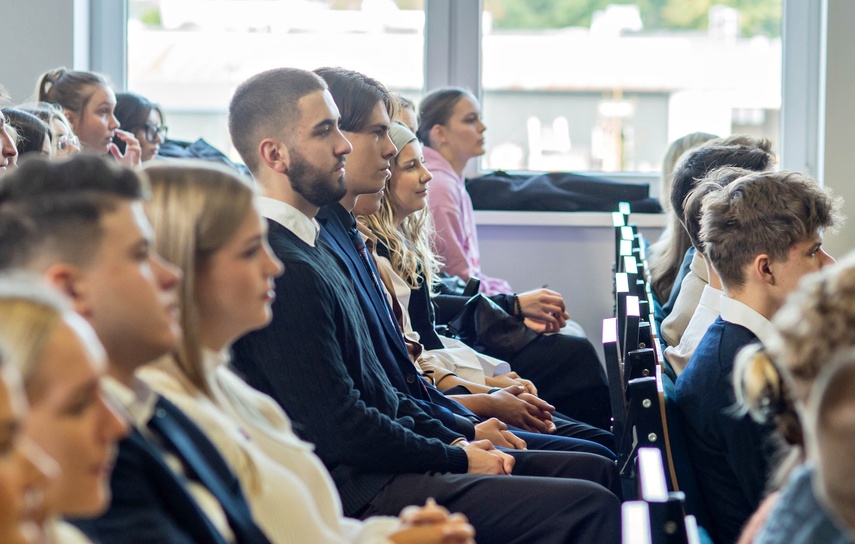 Inauguracja medyczna i społeczna zdjęcie nr 337323