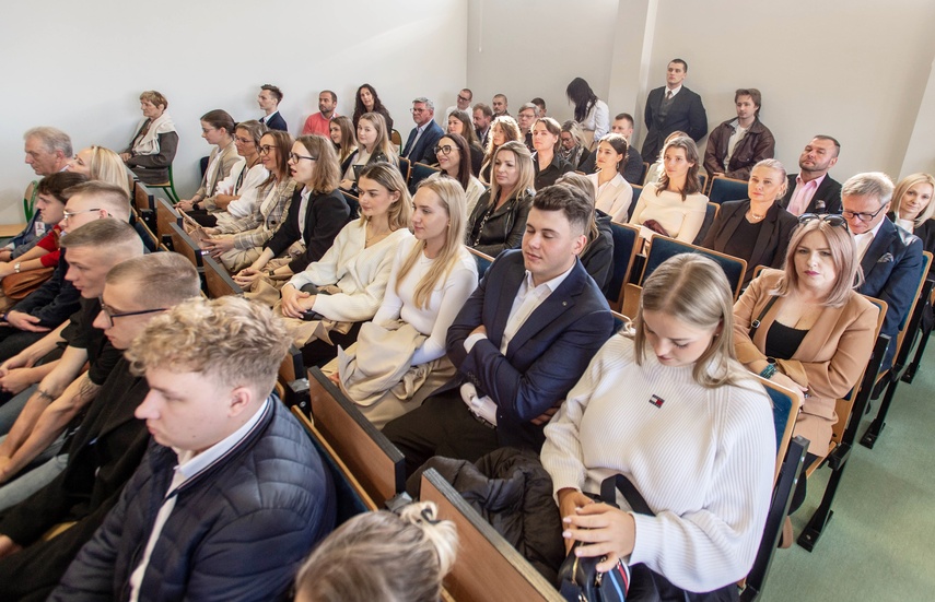 Inauguracja medyczna i społeczna zdjęcie nr 337342