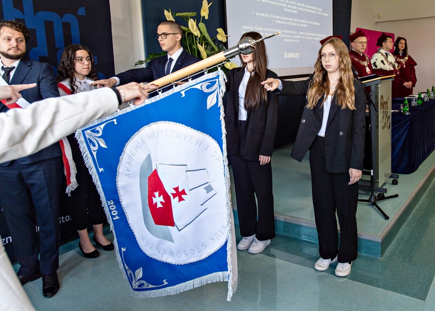 Inauguracja medyczna i społeczna zdjęcie nr 337335