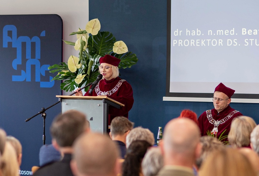 Inauguracja medyczna i społeczna zdjęcie nr 337334