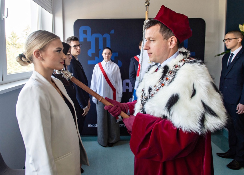 Inauguracja medyczna i społeczna zdjęcie nr 337336