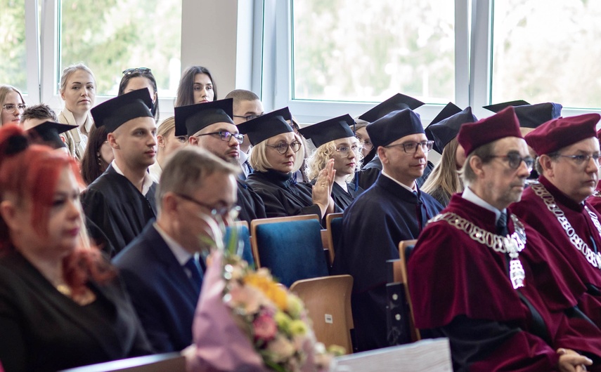 Inauguracja medyczna i społeczna zdjęcie nr 337328