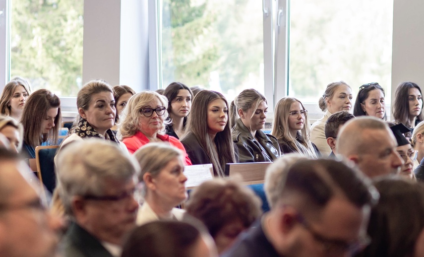 Inauguracja medyczna i społeczna zdjęcie nr 337327