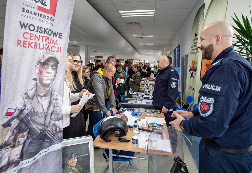 Targi pracy po raz trzydziesty zdjęcie nr 337798