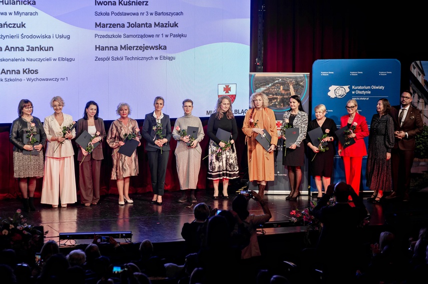 Nauczyciele nagrodzeni przy okazji święta oświaty zdjęcie nr 337848