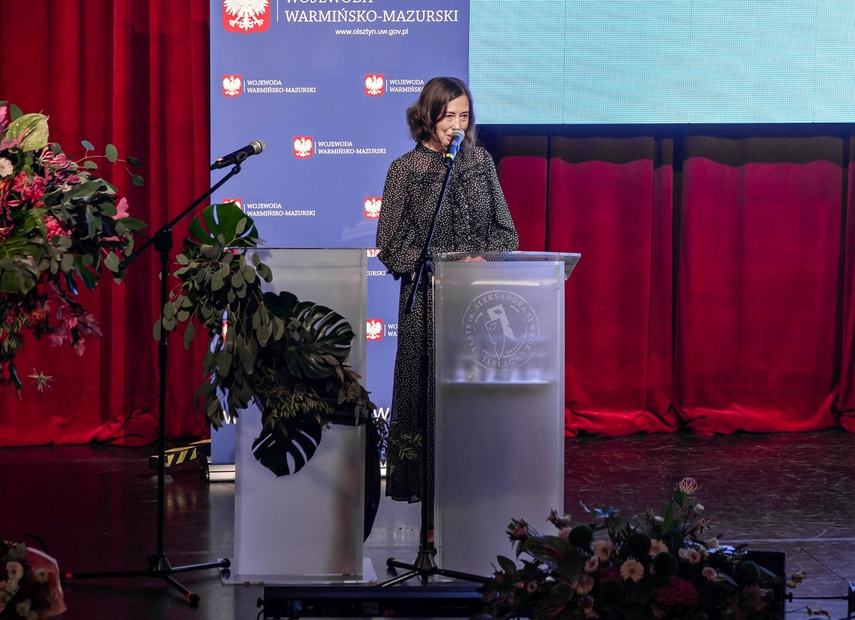 Nauczyciele nagrodzeni przy okazji święta oświaty zdjęcie nr 337812